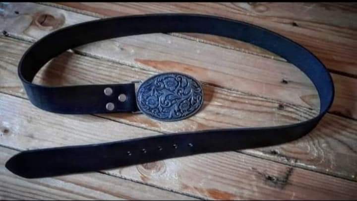 Nueva colección de cinturones de 4cm de ancho 49,95 euros Ref: 072