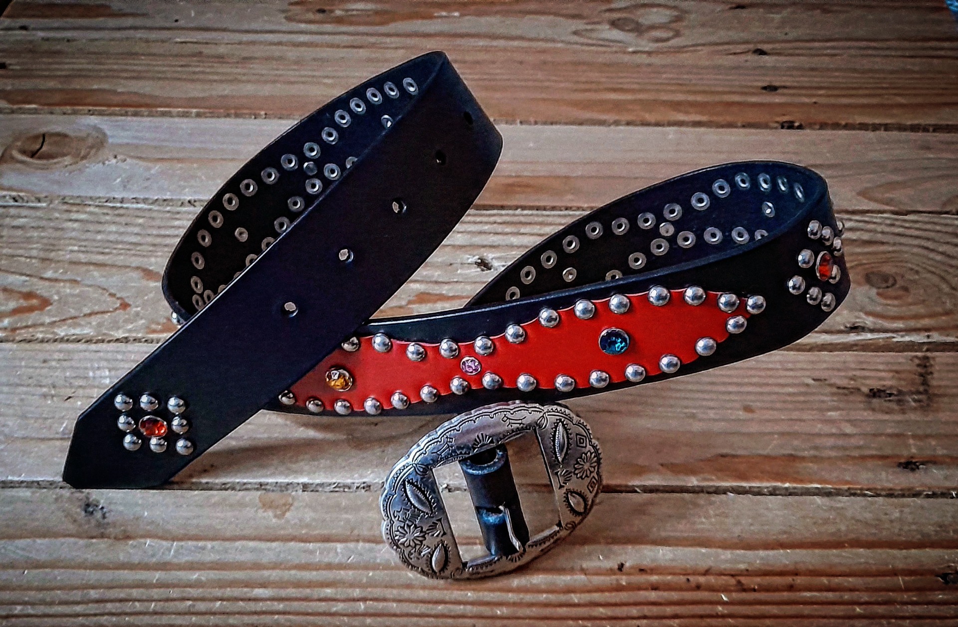 Cinturones Western 90 euros Ref: 113