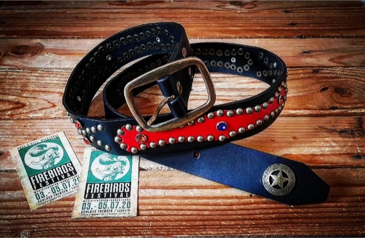 Nueva colección de cinturones Western de 4 cm de ancho 90 euros Ref: 140
